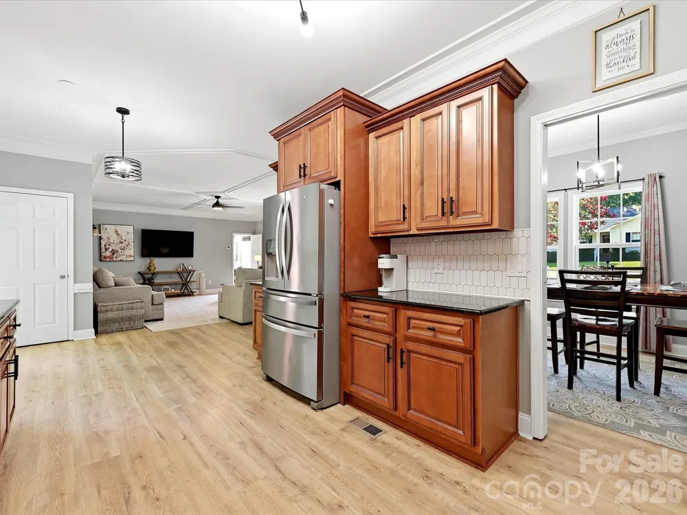 1401 Wall Street Waxhaw, NC 28173