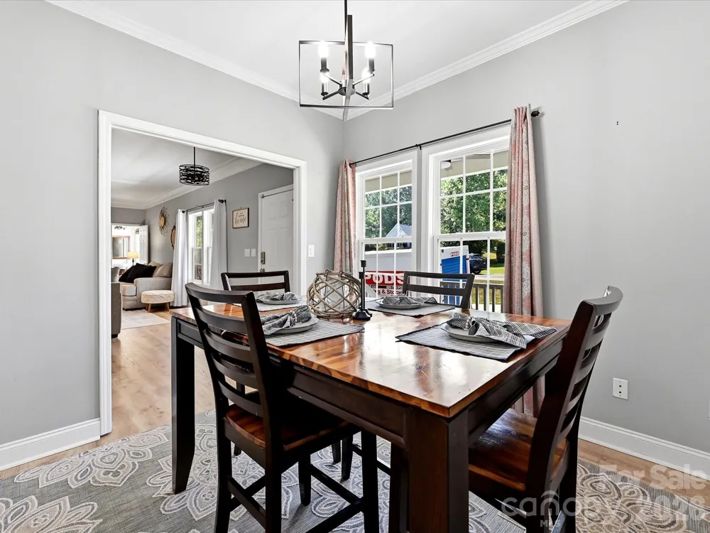 1401 Wall Street Waxhaw, NC 28173