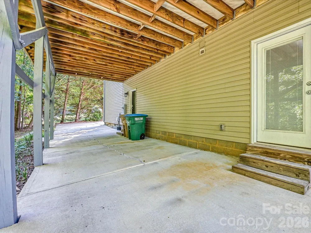 1401 Wall Street Waxhaw, NC 28173