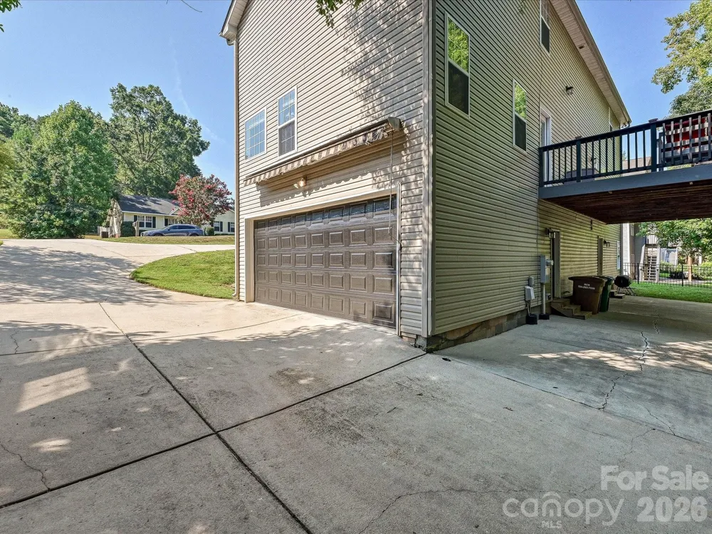 1401 Wall Street Waxhaw, NC 28173