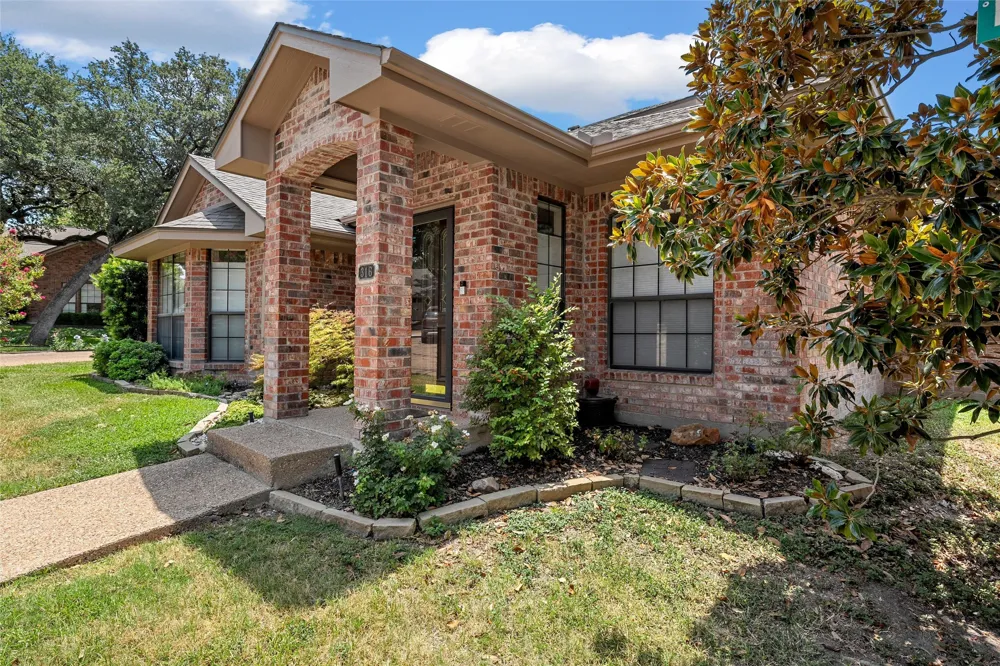 316 Tree Grove Woodway, TX 76712
