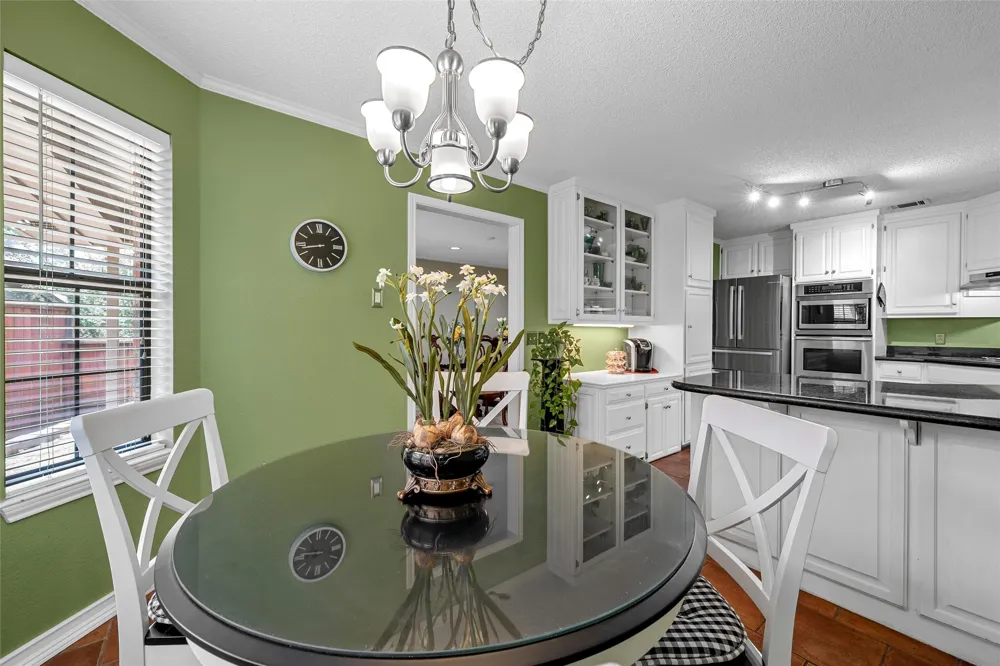 316 Tree Grove Woodway, TX 76712