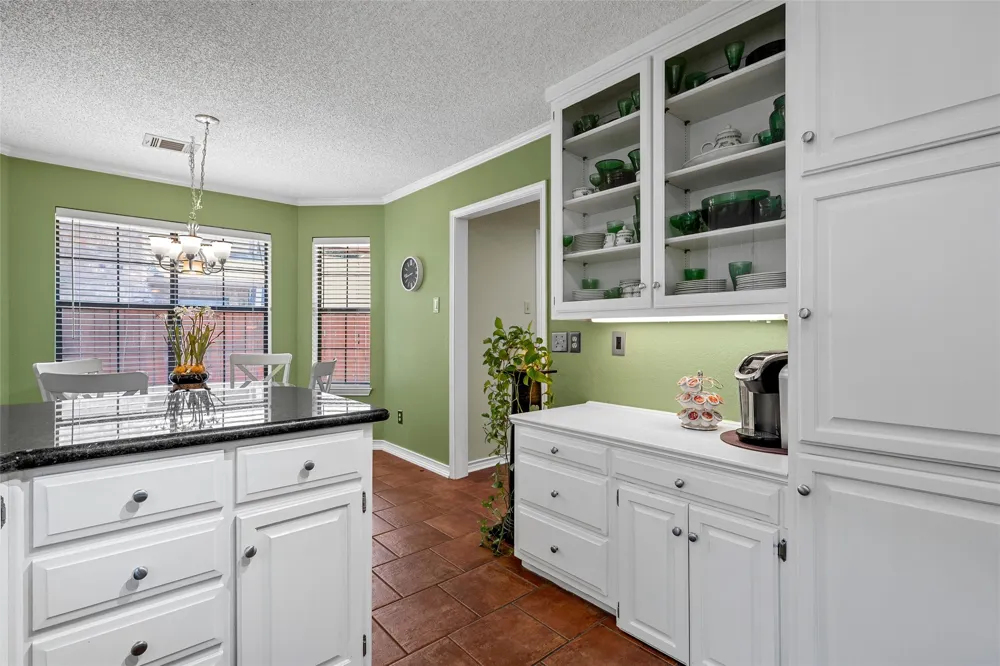 316 Tree Grove Woodway, TX 76712