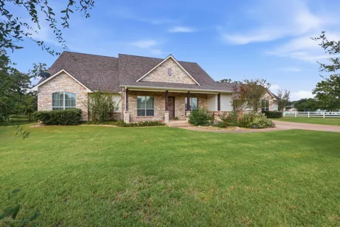 17422 Saddle Creek Drive