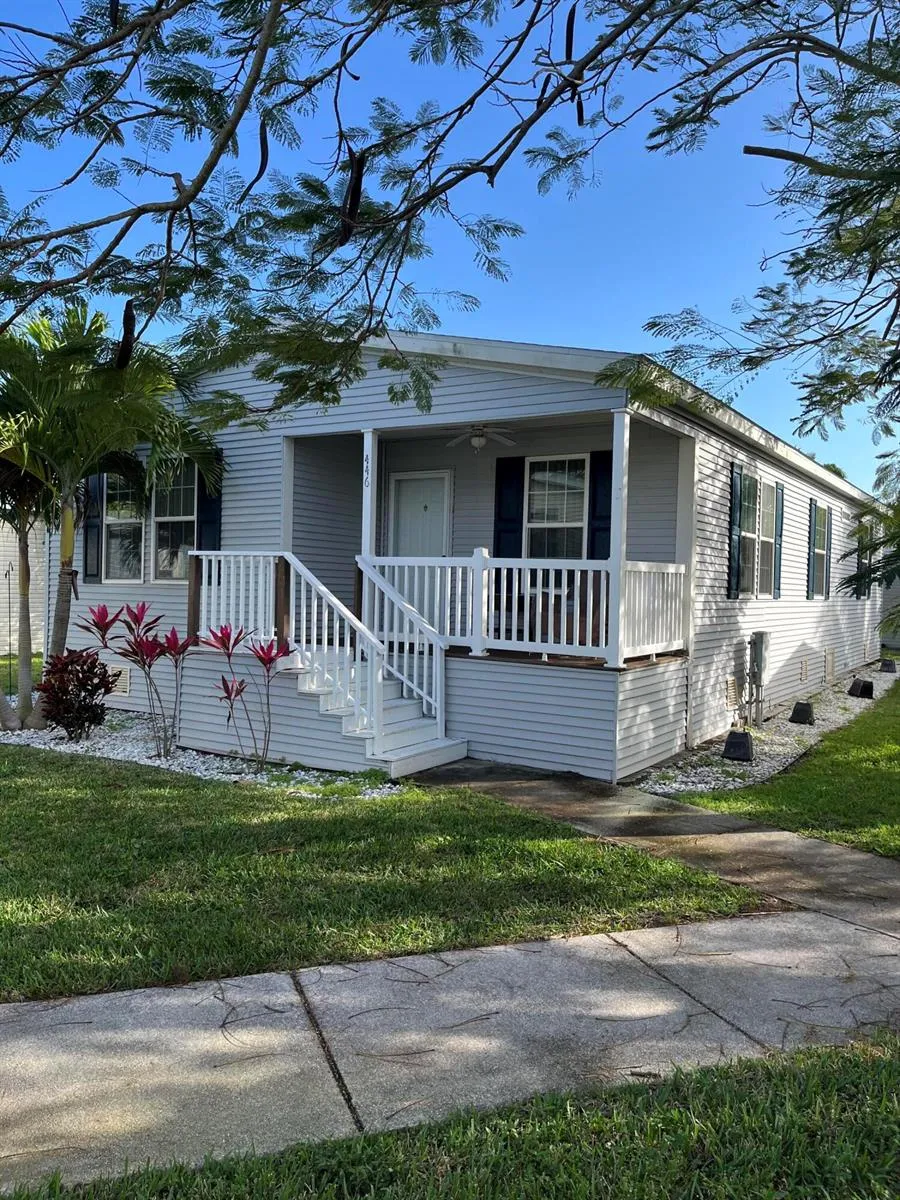 2555 Pga Boulevard #446 Palm Beach Gardens, FL 33410