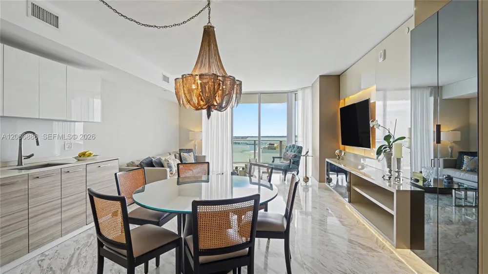 1300 Brickell Bay Dr #3102 Miami, FL 33131