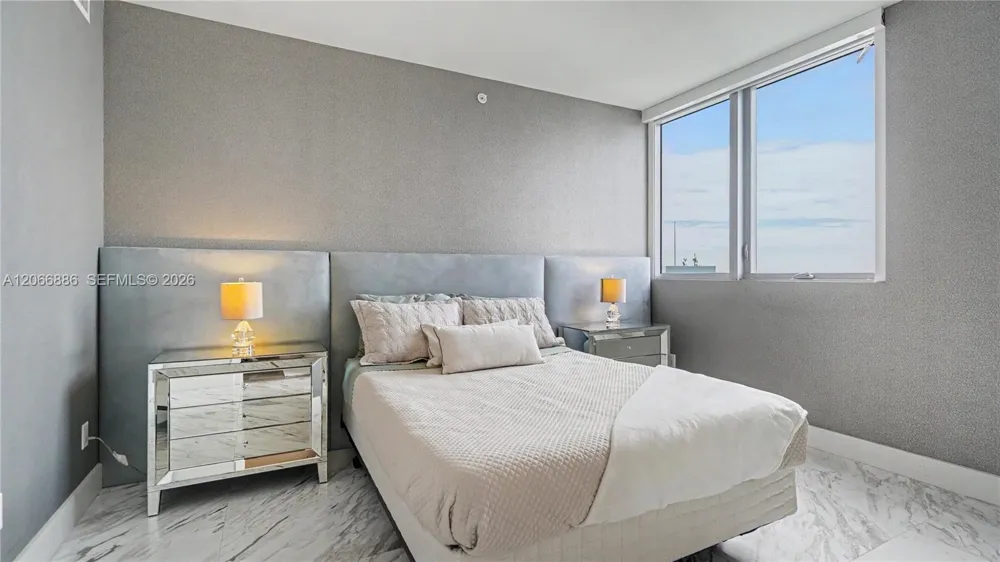 1300 Brickell Bay Dr #3102 Miami, FL 33131