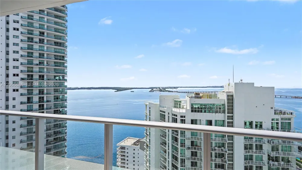 1300 Brickell Bay Dr #3102 Miami, FL 33131