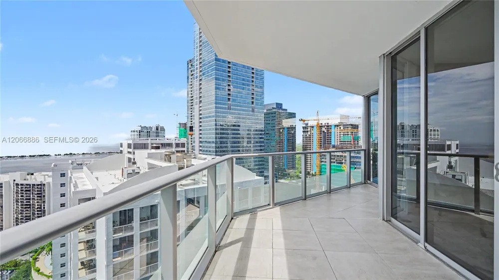 1300 Brickell Bay Dr #3102 Miami, FL 33131