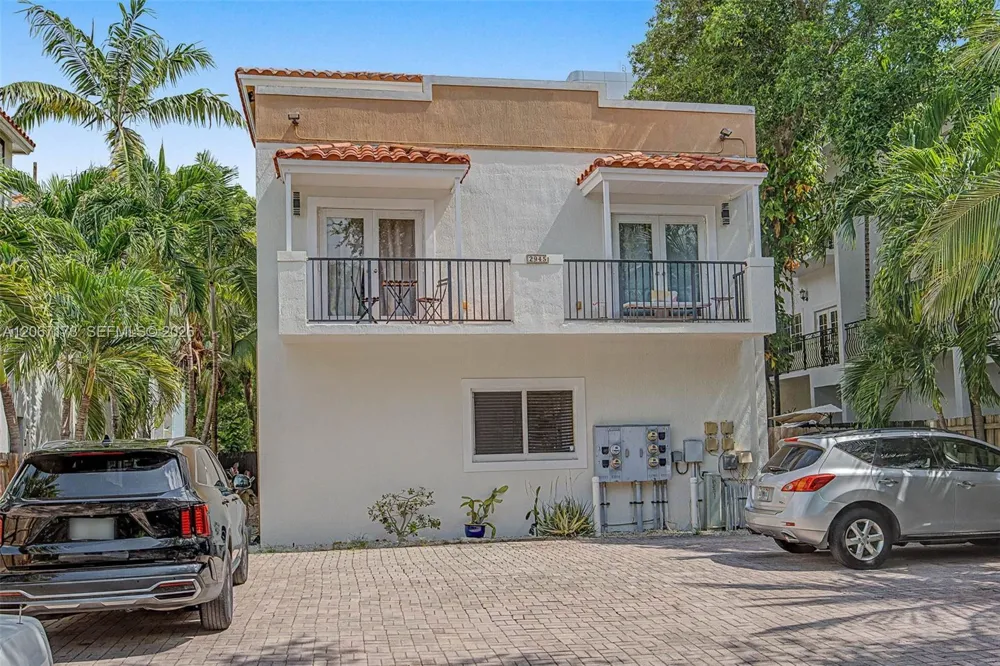 2945 Coconut Ave #2 Miami, FL 33133