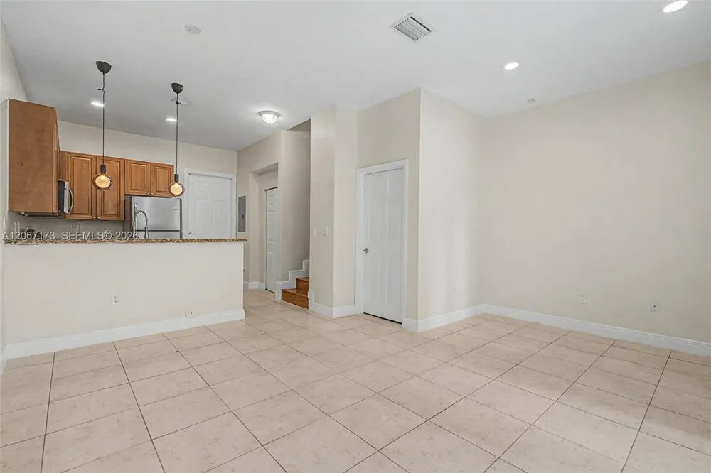 2945 Coconut Ave #2 Miami, FL 33133