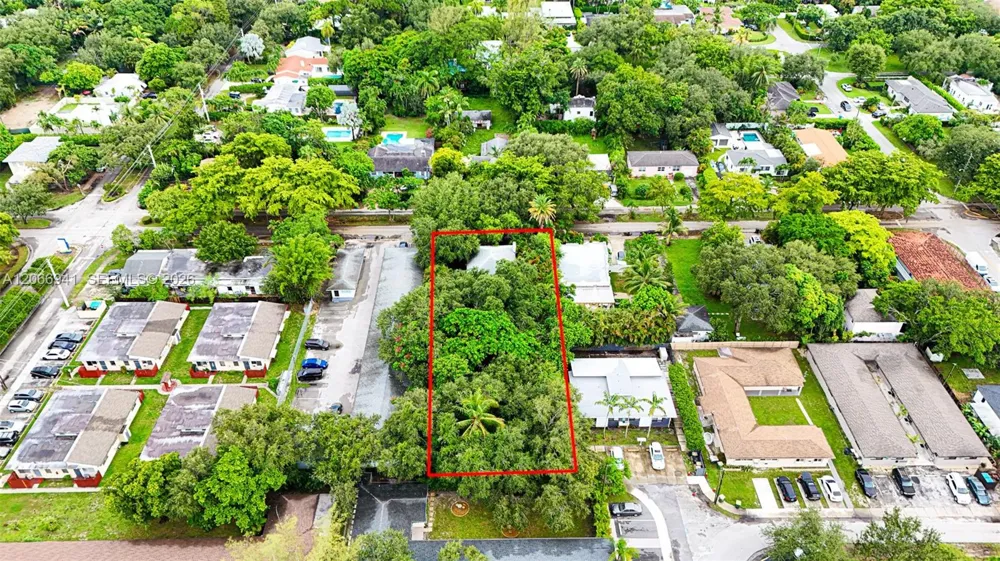 753 NE 121st St North Miami, FL 33161