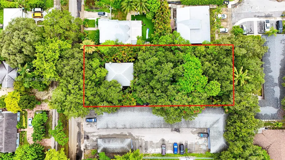 753 NE 121st St North Miami, FL 33161