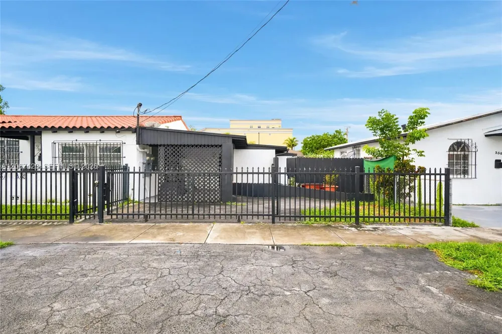 3500 NW 1st St #A Miami, FL 33125