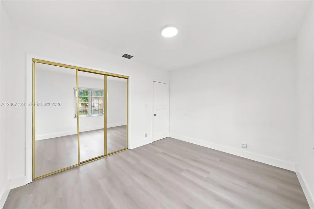 3500 NW 1st St #A Miami, FL 33125