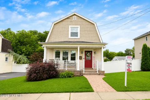 55 Maple Avenue