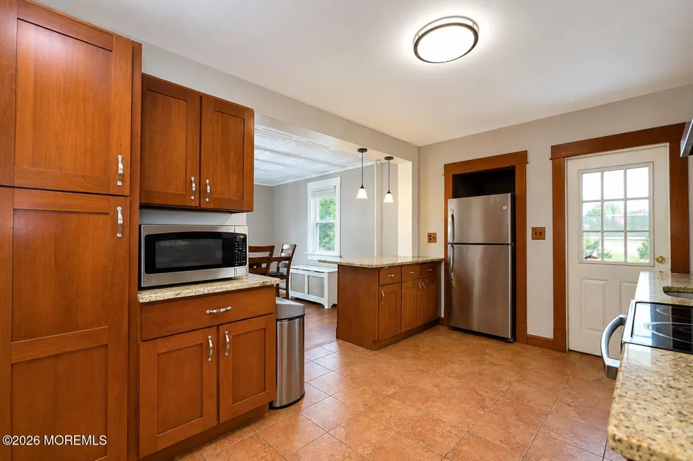 55 Maple Avenue Fords, NJ 08863