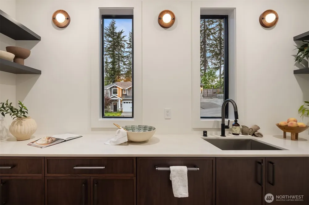 1208 211th Place Sammamish, WA 98074