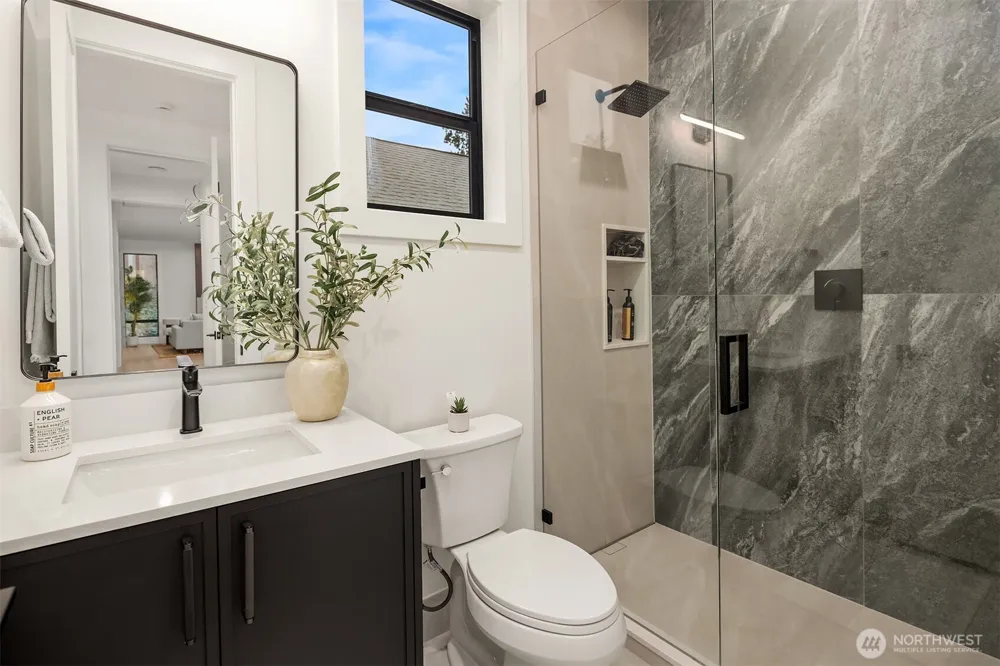 1208 211th Place Sammamish, WA 98074