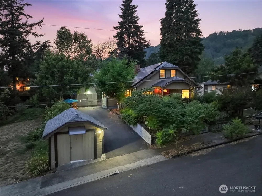 663 SW Utah Street Camas, WA 98607