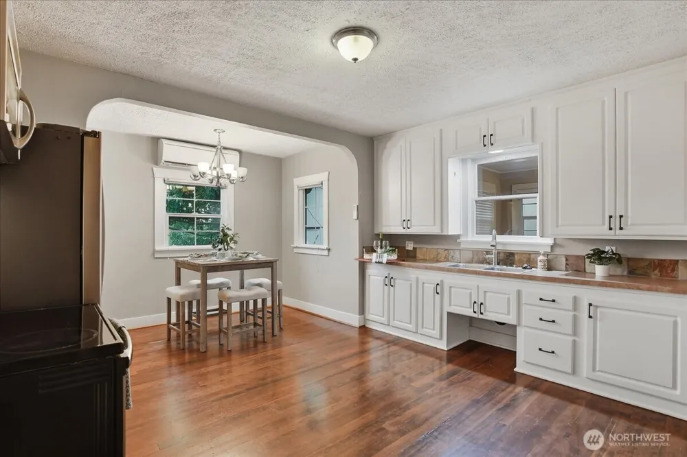 663 SW Utah Street Camas, WA 98607