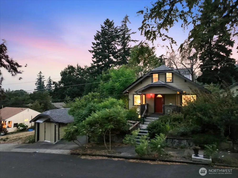 663 SW Utah Street Camas, WA 98607