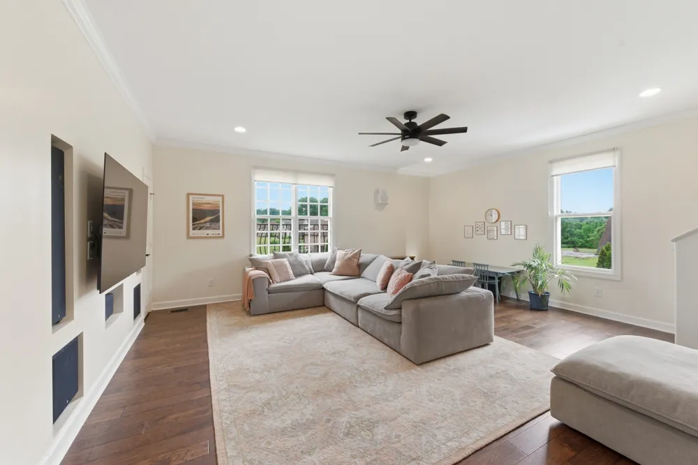116 Cassandra Dr Cottontown, TN 37048