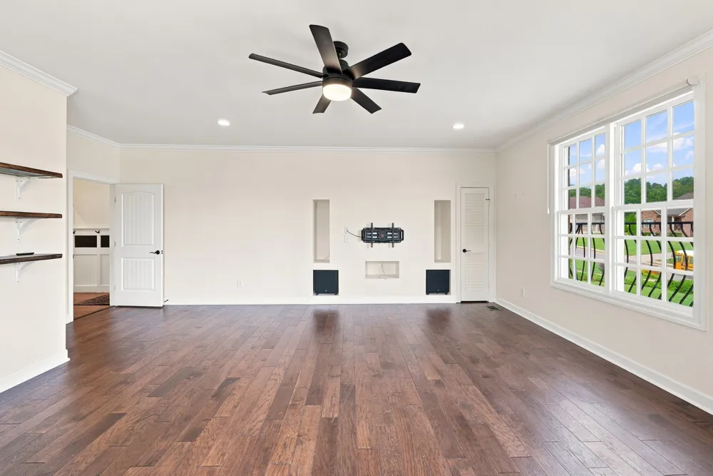 116 Cassandra Dr Cottontown, TN 37048