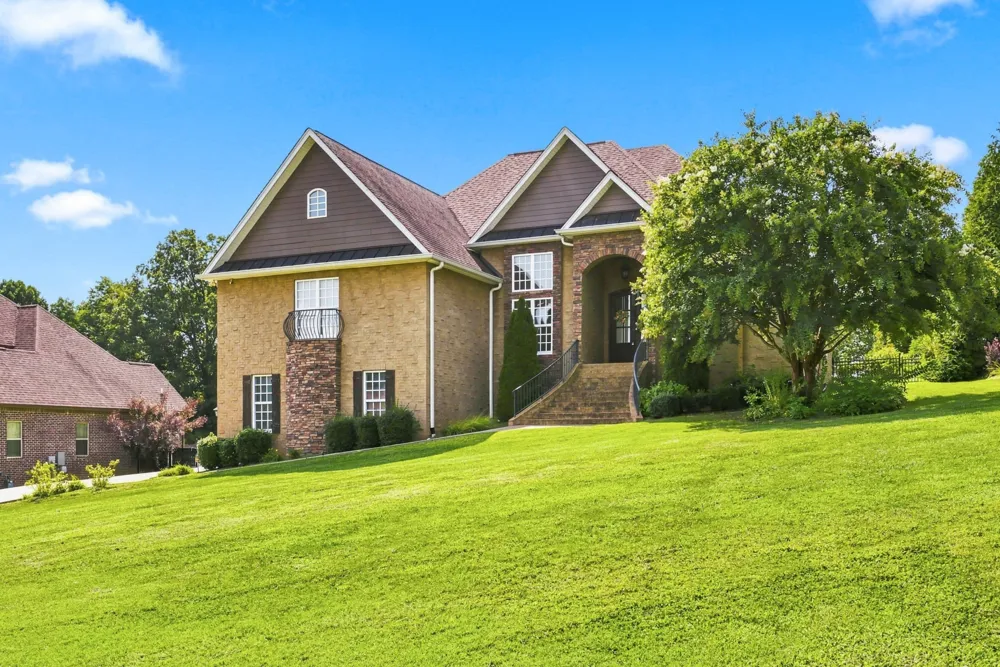 116 Cassandra Dr Cottontown, TN 37048