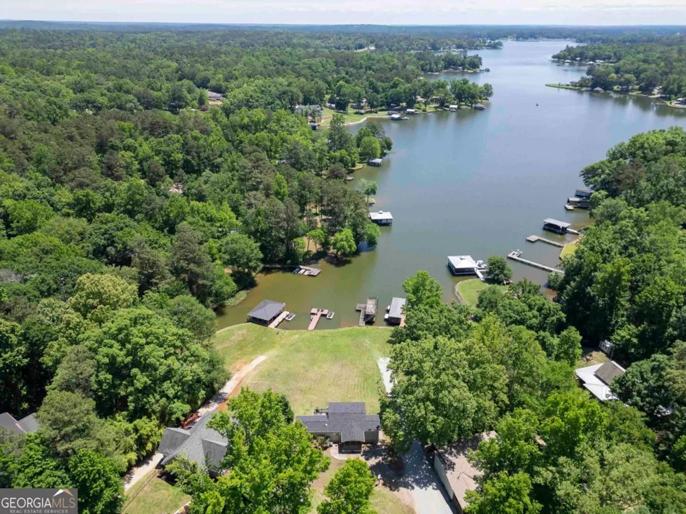 200 Possum Point DR Eatonton, GA 31024