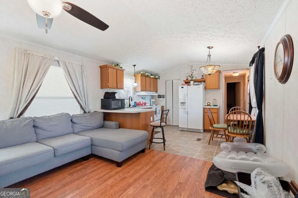 200 Possum Point DR Eatonton, GA 31024