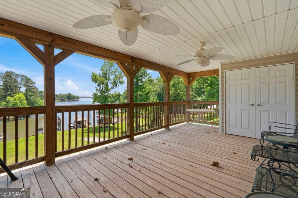 200 Possum Point DR Eatonton, GA 31024