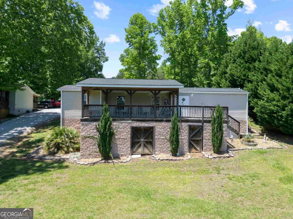 200 Possum Point DR Eatonton, GA 31024