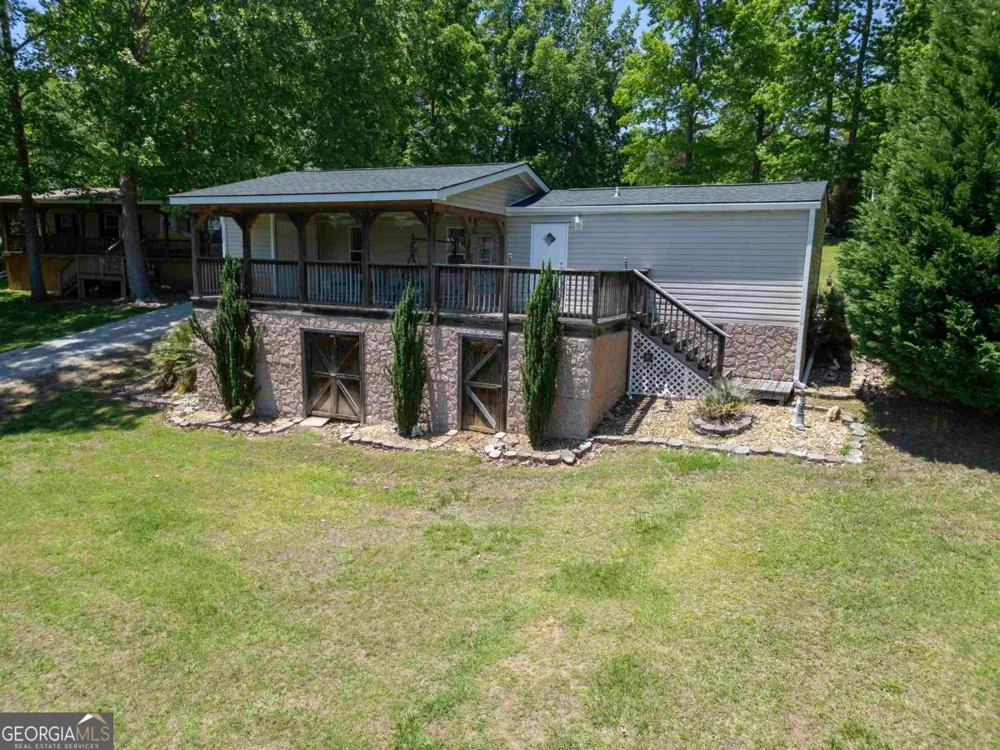 200 Possum Point DR Eatonton, GA 31024