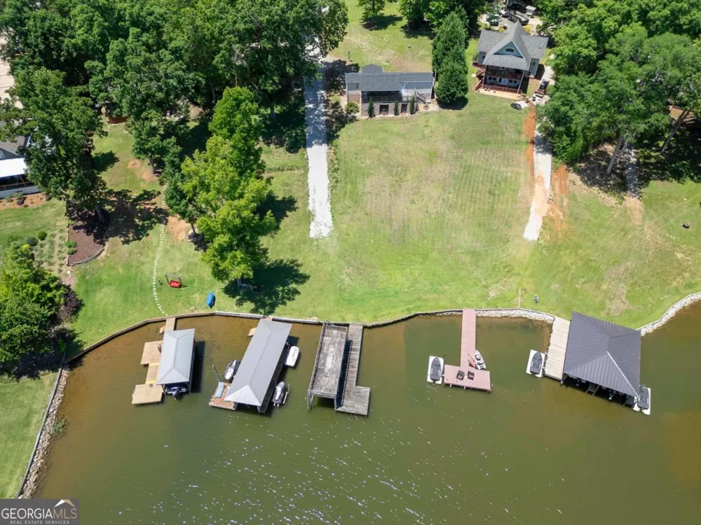 200 Possum Point DR Eatonton, GA 31024