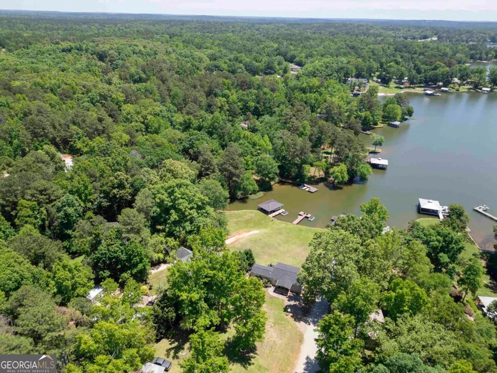 200 Possum Point DR Eatonton, GA 31024