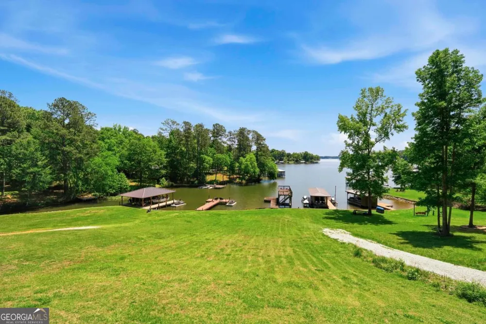 200 Possum Point DR Eatonton, GA 31024