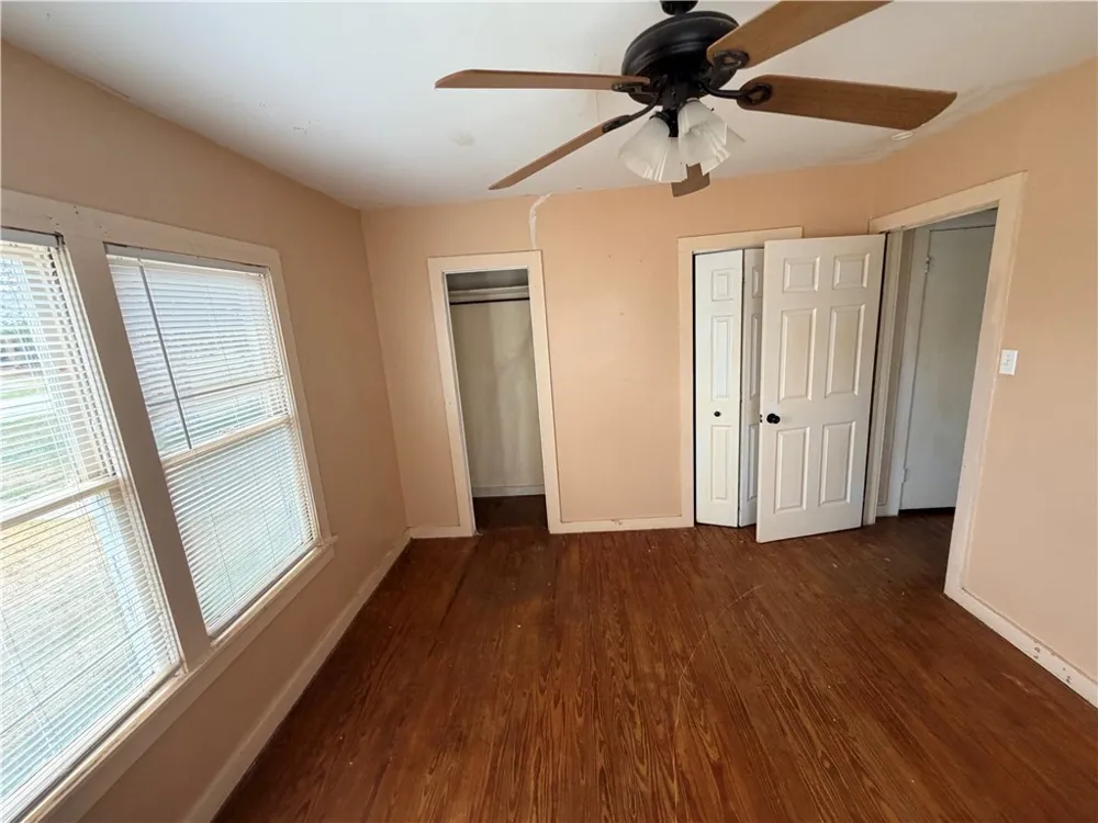 10420 Sixth Street Pettus, TX 78146