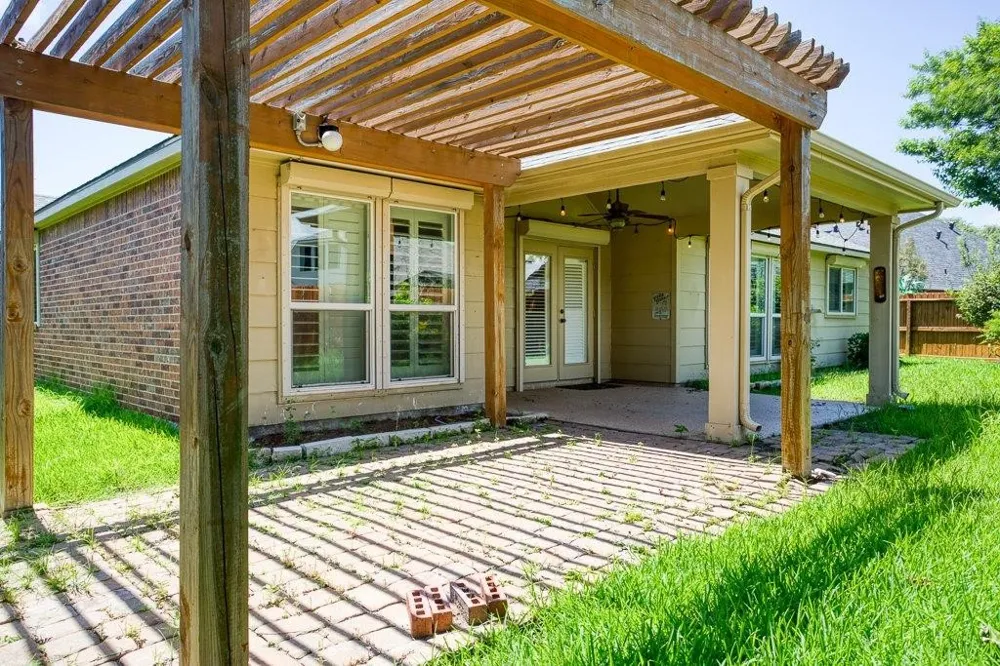 411 Long Point Drive Portland, TX 78374