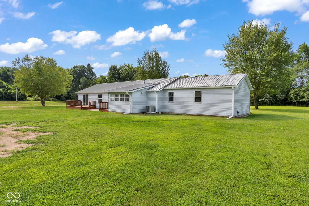 5382 E Old 36 Road Rockville, IN 47872