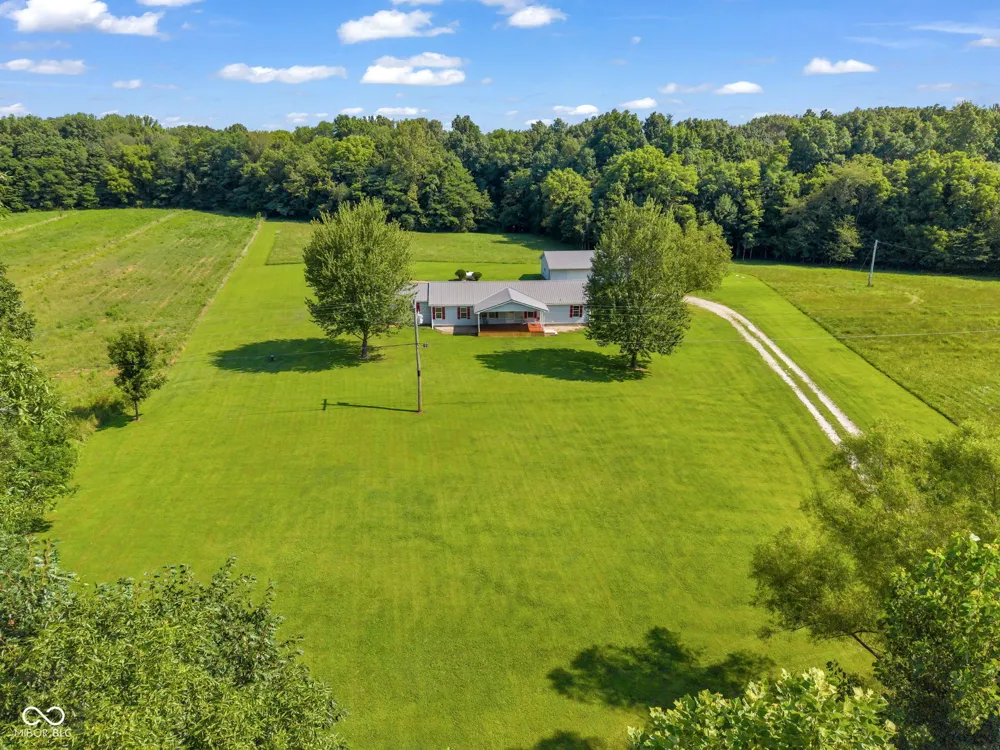 5382 E Old 36 Road Rockville, IN 47872