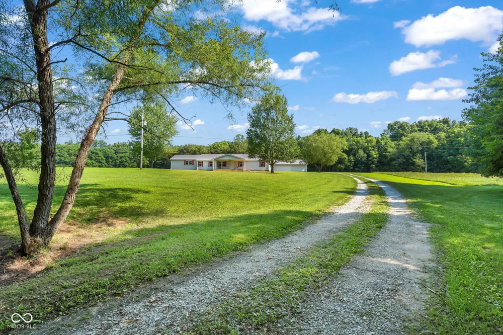 5382 E Old 36 Road Rockville, IN 47872