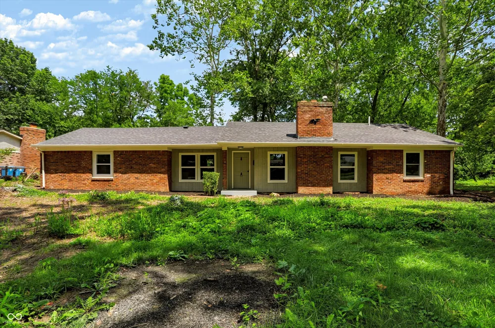 10465 Woodlawn Drive Carmel, IN 46280