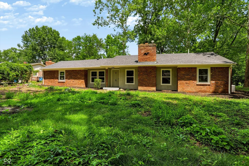 10465 Woodlawn Drive Carmel, IN 46280