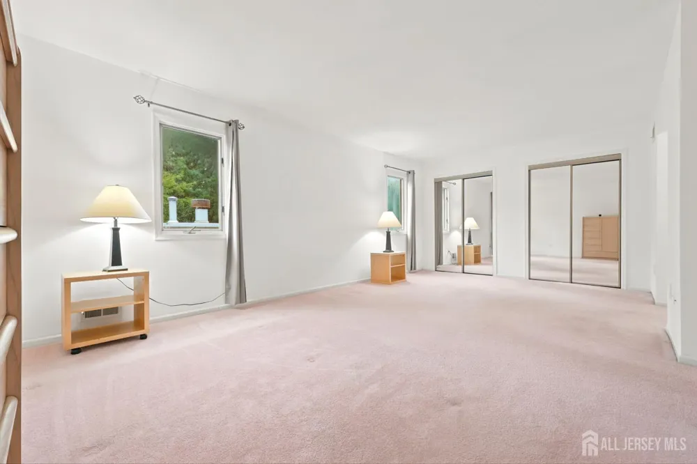 137 Redpine Loop Old Bridge, NJ 08857