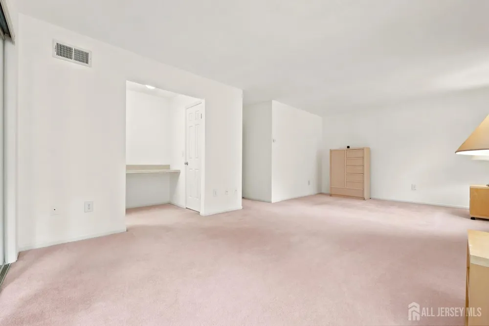 137 Redpine Loop Old Bridge, NJ 08857