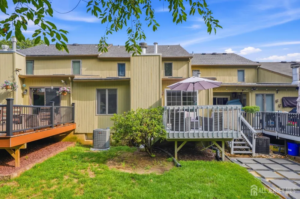 137 Redpine Loop Old Bridge, NJ 08857