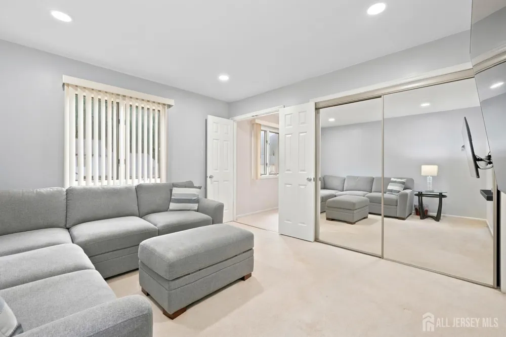 137 Redpine Loop Old Bridge, NJ 08857