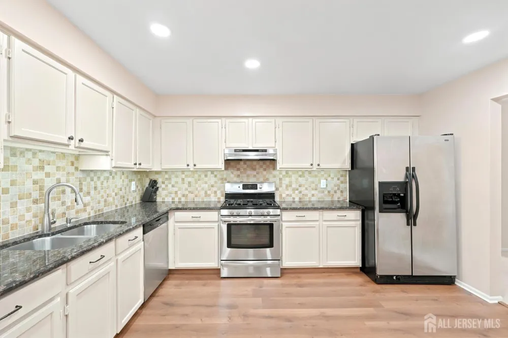 137 Redpine Loop Old Bridge, NJ 08857