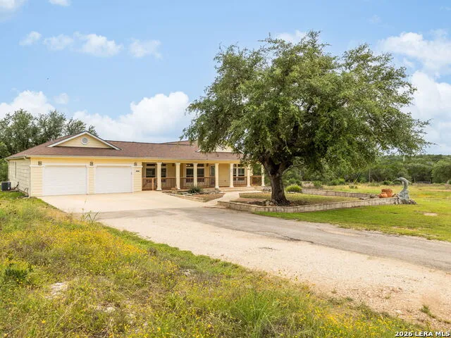 1110 Oakwood Loop San Marcos, TX 78666